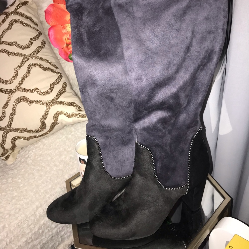 Rialto knee high boots NEW